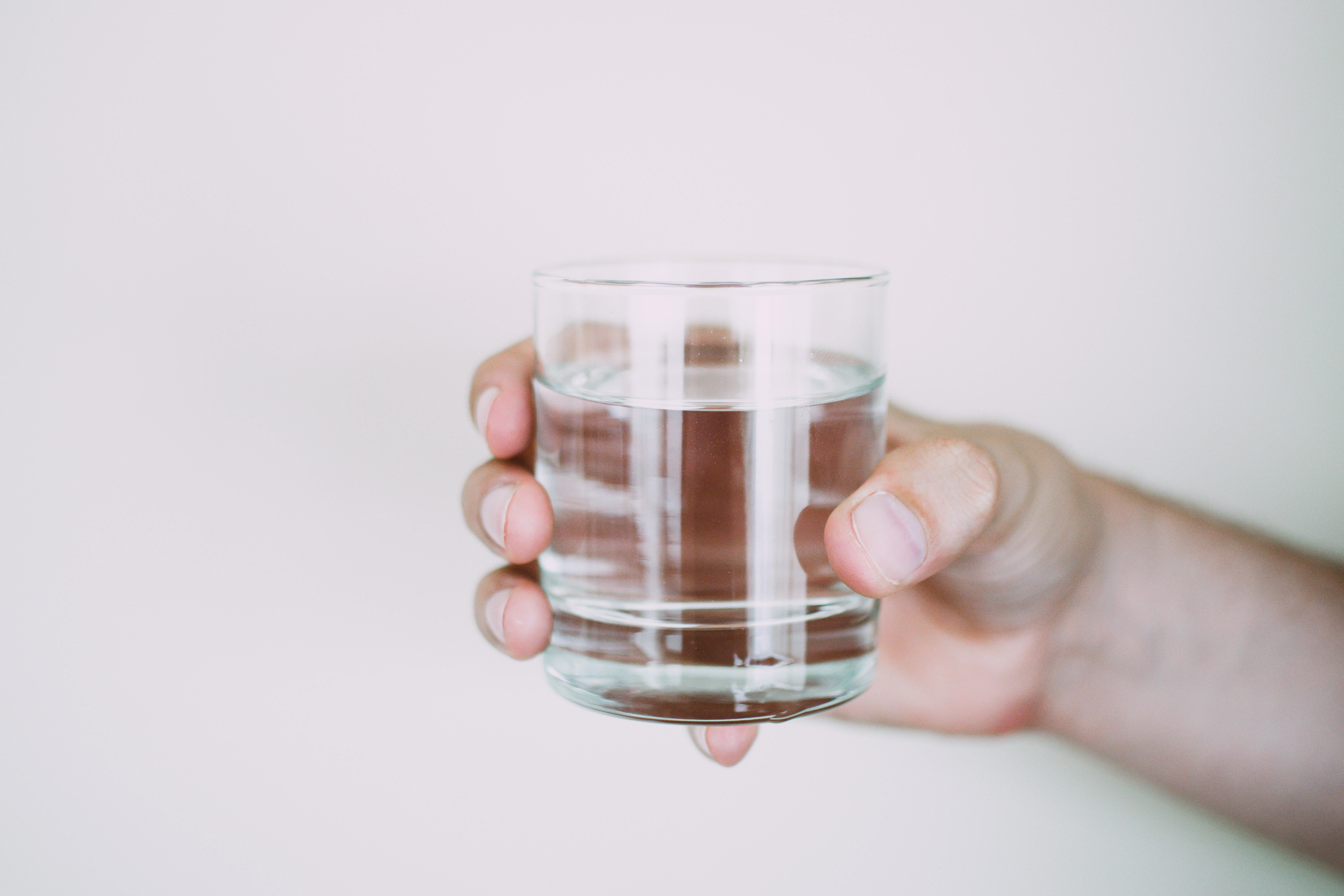 Why we should be served a glass of water with every alcoholic